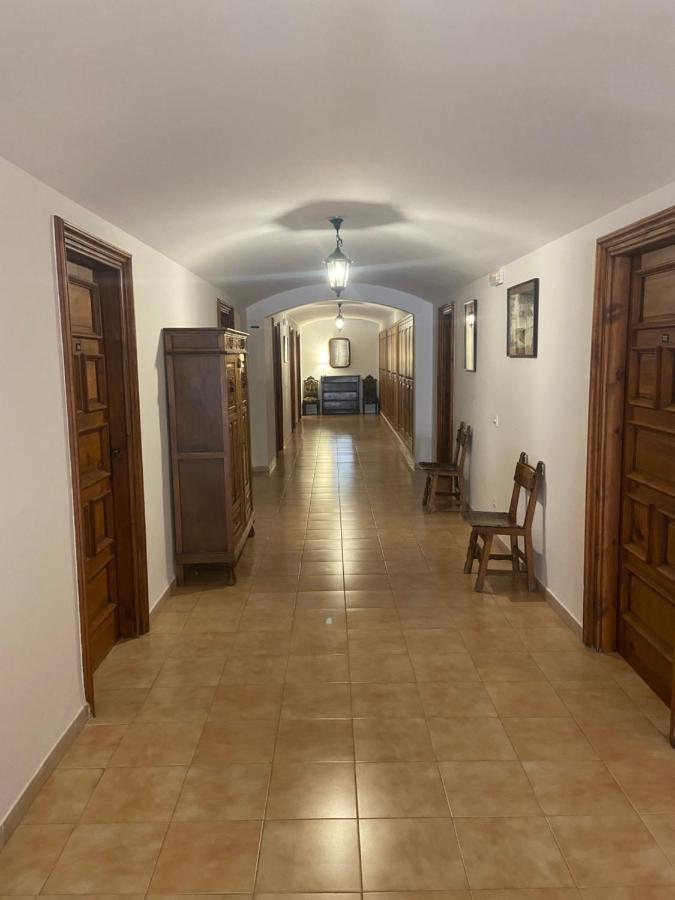 Monasterio De Santa Maria De Valvanera Anguiano Eksteriør billede